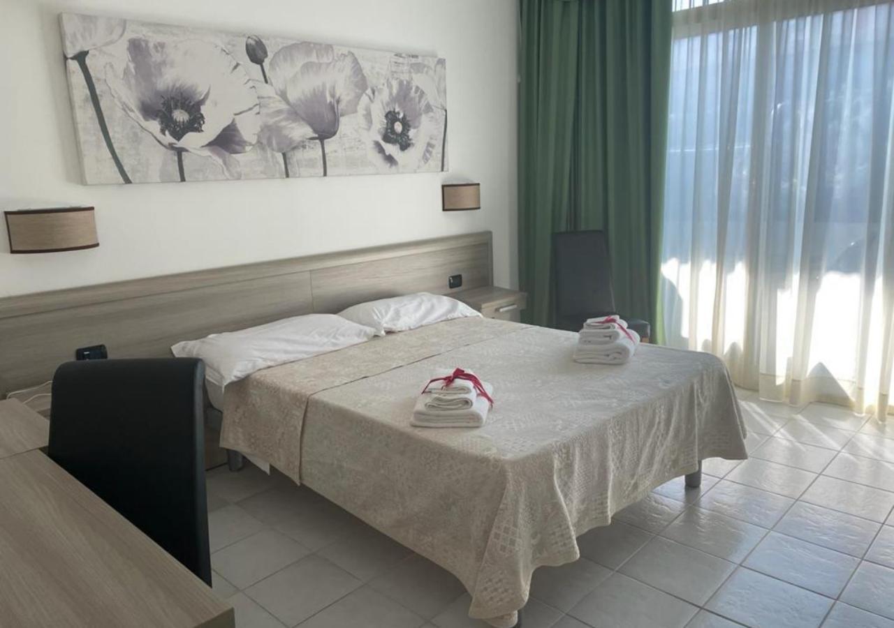 Hotel Degli Haethey Otrante Extérieur photo