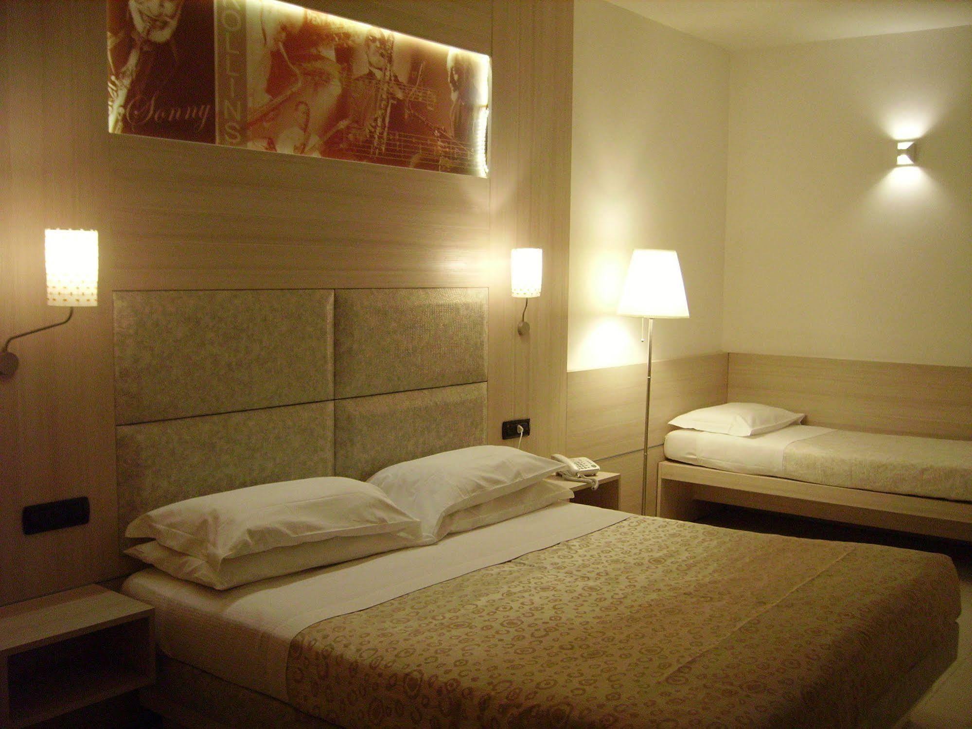 Hotel Degli Haethey Otrante Extérieur photo